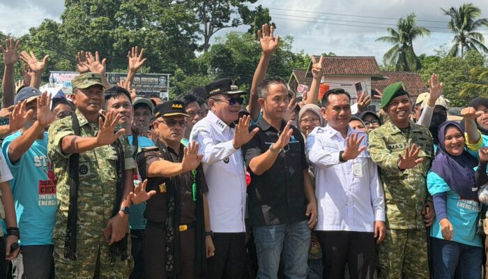 Pengiriman Perdana Minyak Sumur Masyarakat Keluang Muba Menuju Pertamina