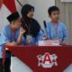 Tim SD Islam Terpadu (SDIT) Al-Furqon Palembang berfoto bersama usai meraih Juara 1 Kompetisi Juara Kelas Indonesia 2026 Regional II Sumbagsel. Prestasi tersebut mengantarkan tiga siswa, Ahmad Zhafran Alkhalifi, Aisha Zakiya Rahmah, dan Muhammad Gibran Al-Khalifi, mewakili Regional II Sumbagsel ke tingkat nasional.
